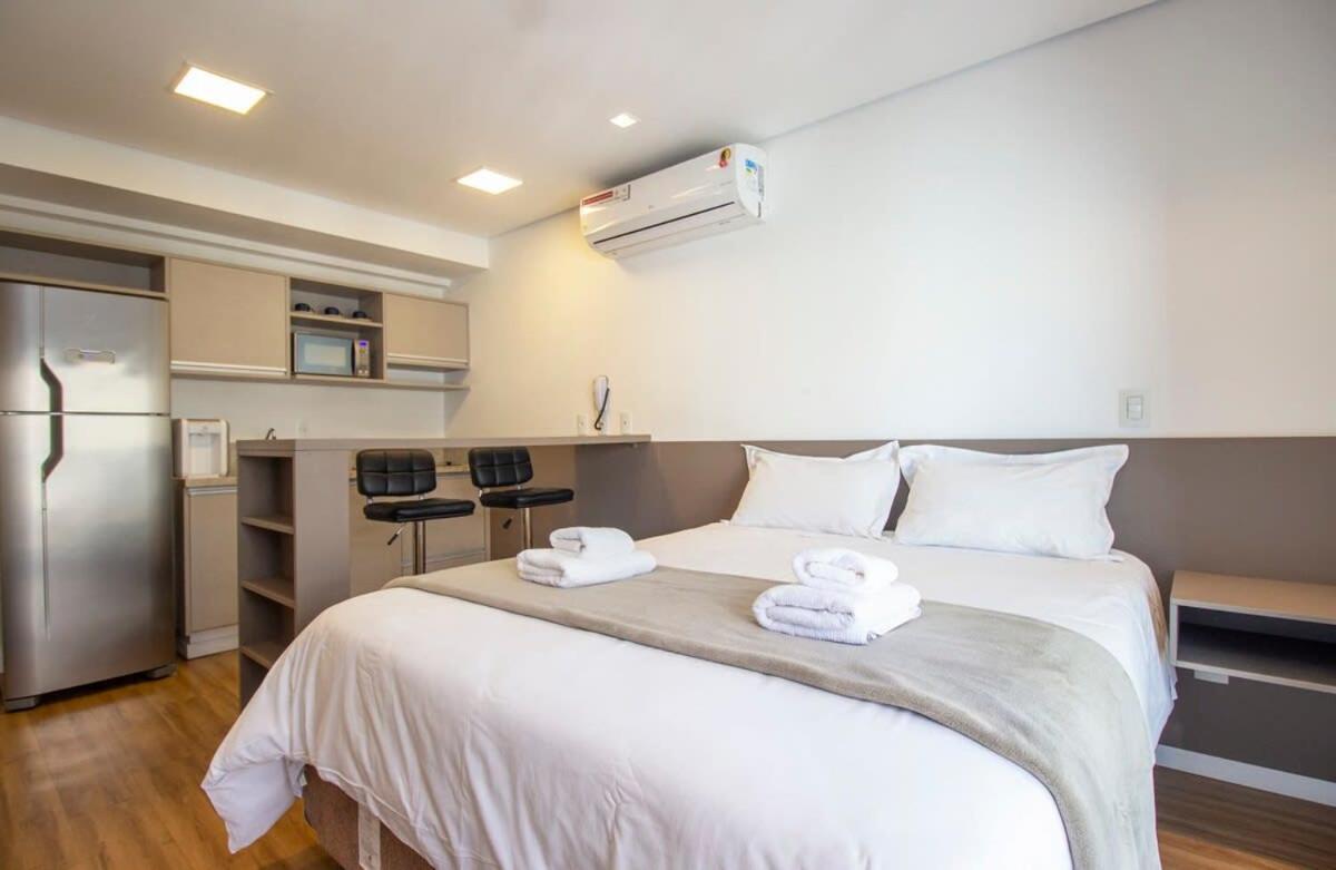 Bhomy Bela Vista Ao Lado Av Brigadeiro Apm1304 Appartement São Paulo Buitenkant foto